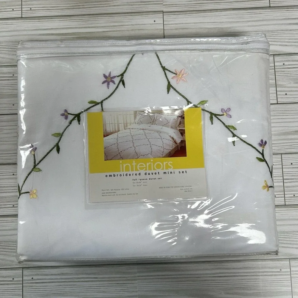 NEW VTG Interiors Full Queen Floral Embroidered Duvet Cover Pillow Shams Cottage